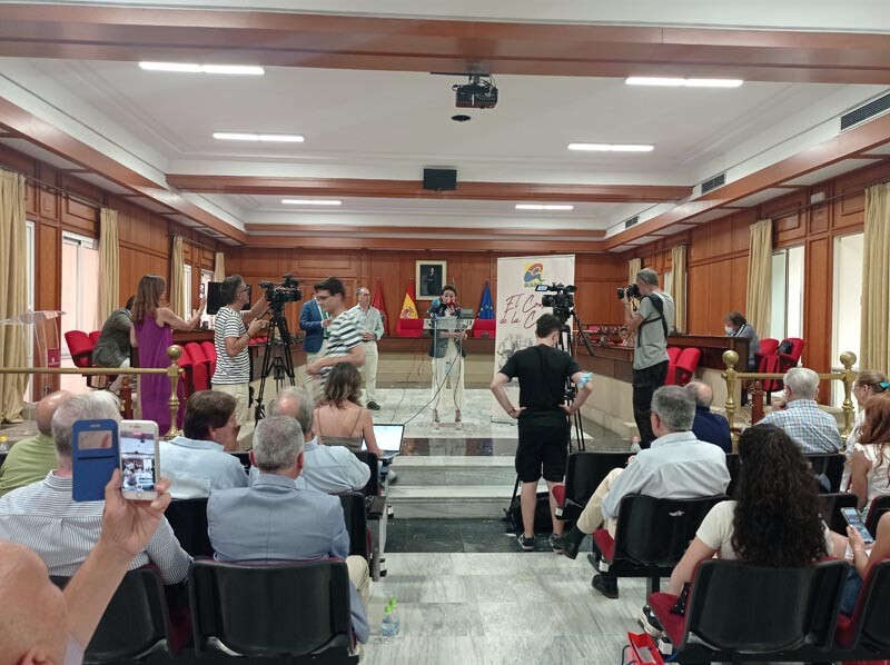Alsara presenta de manera oficial el libro “El  Comercio de la Cercanía”, sobre el cooperativismo y la historia del comercio cordobés￼ 1