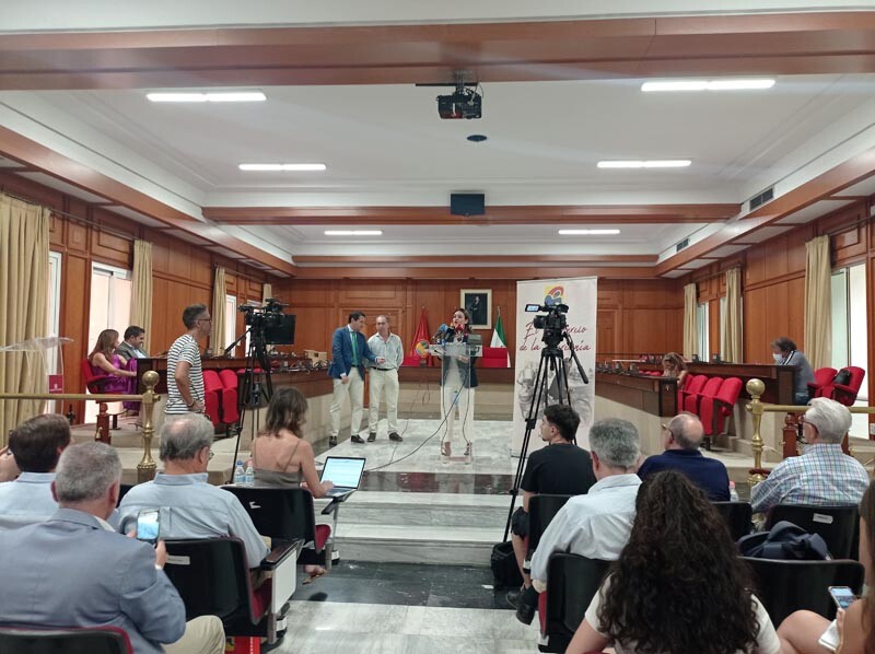 Alsara presenta de manera oficial el libro “El  Comercio de la Cercanía”, sobre el cooperativismo y la historia del comercio cordobés￼ 5