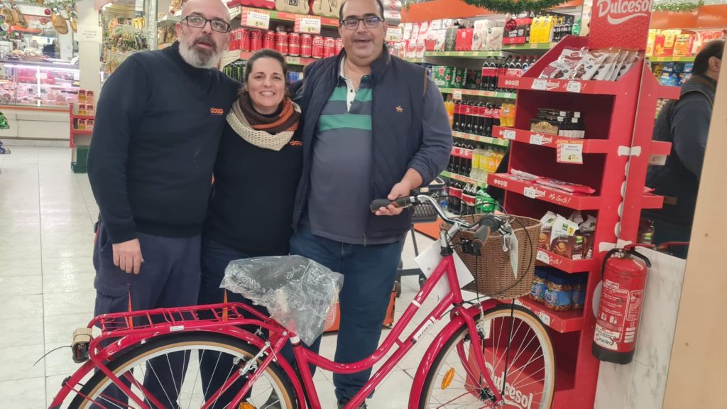 Supermercados Alsara comparte ilusión. Pincha y descubre a los afortunados ganadores de nuestro sorteo. 40 Supermercados Alsara comparte ilusión. Pincha y descubre a los afortunados ganadores de nuestro sorteo. 40
